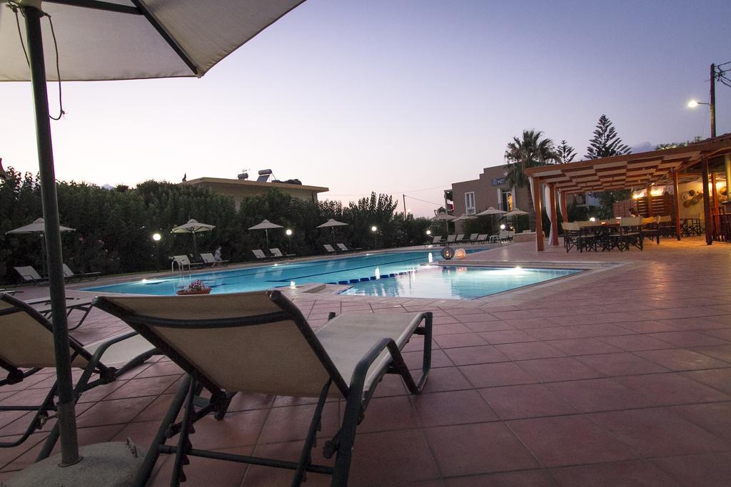 Hotel Peli كيساموس المظهر الخارجي الصورة