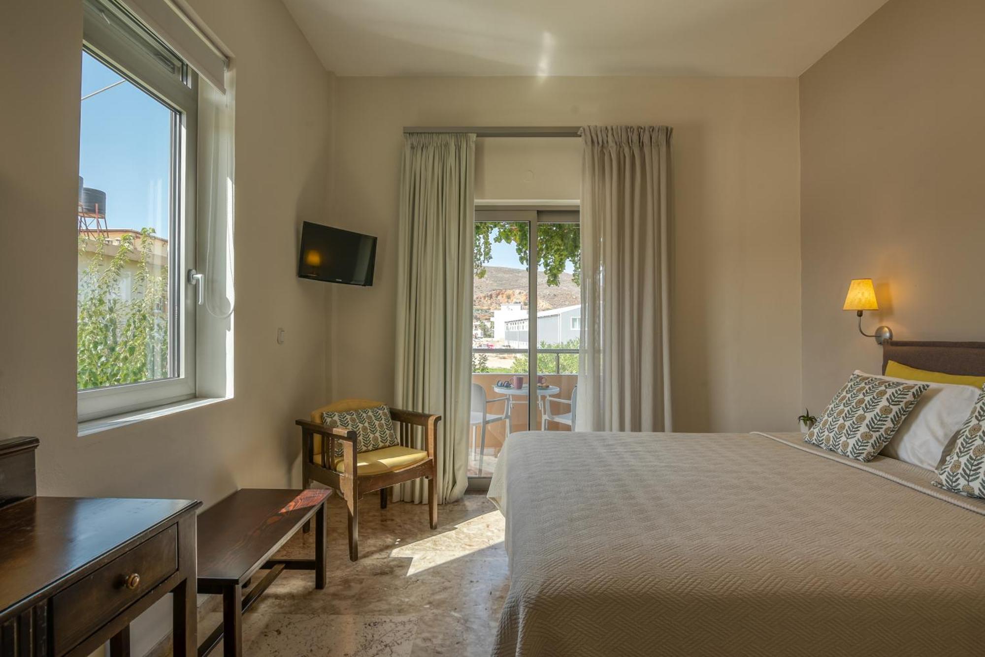 Hotel Peli كيساموس المظهر الخارجي الصورة